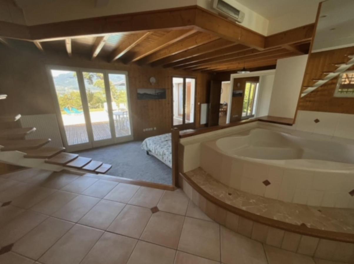 Villa Avec Piscine, Vue Lac Et Montagne Sévrier Εξωτερικό φωτογραφία